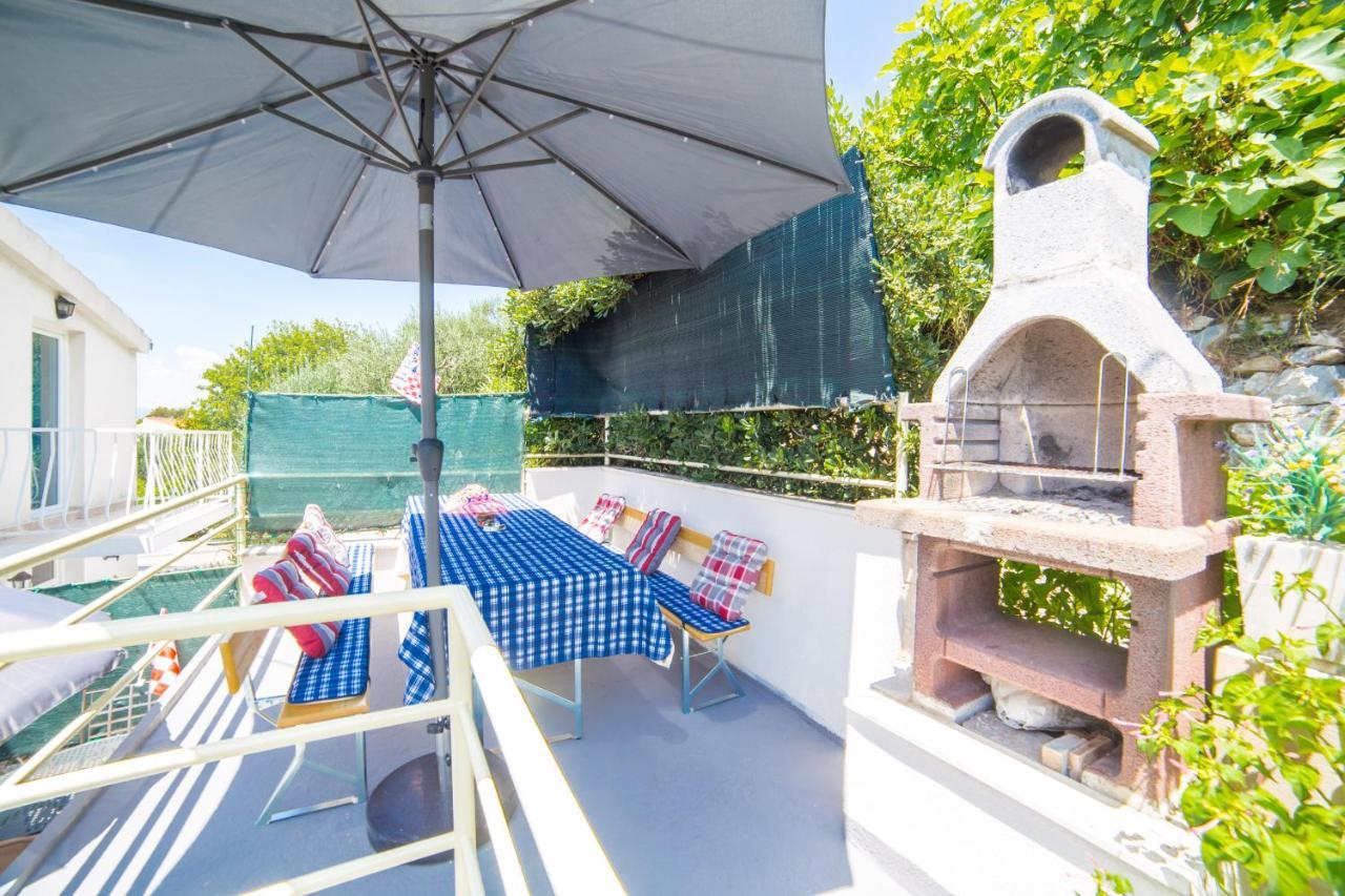 Apartment With Sea View Close To The Beach Promajna Esterno foto